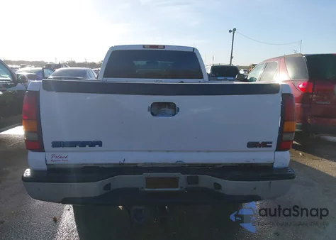 2002 GMC Sierra 1500 Standard from USA, damaged, VIN 1GTEC14W82Z329142